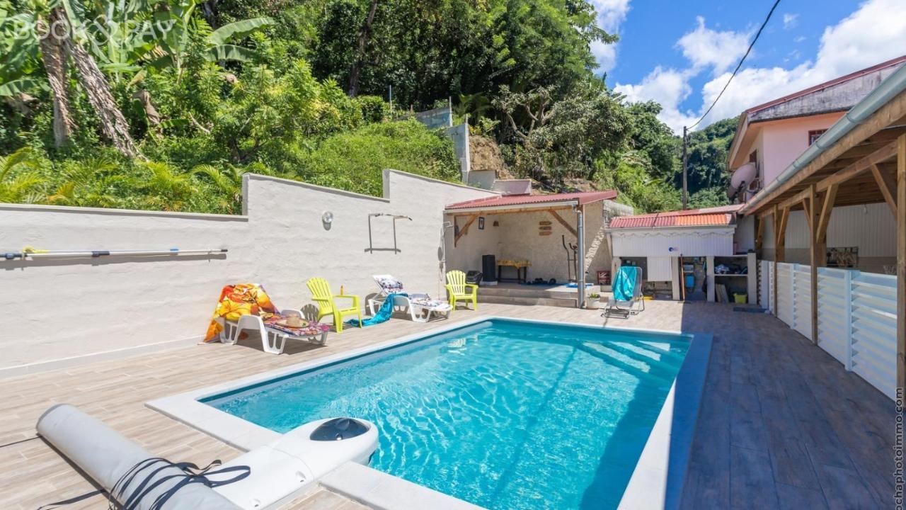 Alpinia - Appt Avec Piscine Partagee Apartment Saint-Pierre ภายนอก รูปภาพ